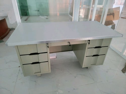 តុដែកលាងឃ្លាំង