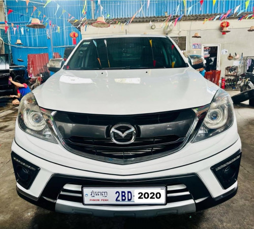 កាត់បានក្តៅៗ Mazda BT-50 2020 Eclipse full option ចូលតាមក្រុមហ៊ុនMazda (ឆ្វេងសុីន)ម៉ាសុីន ធំ 3.2