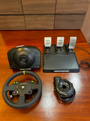 ចង្កូតThrustmaster សម្រាប់ PC