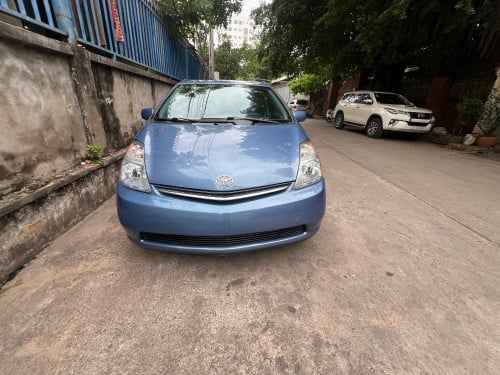 Prius 07 half full ធានាឡានថ្មី ក្រដាស់ពន្ធ ធានារយៈពេលមួយខែពេញ