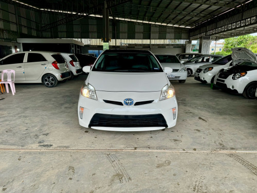 Prius 2012 option4 Delux Solar