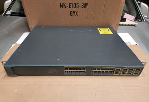 Cisco switch 24 Ports Gigabits