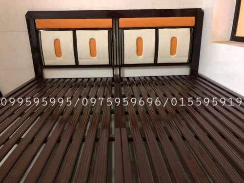 គ្រែដែកក្បាលជ្រុង 1.6mx2.0m