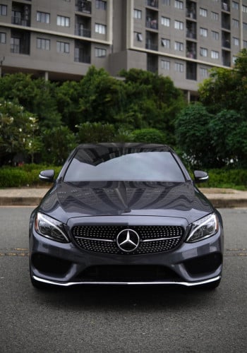 \ud83d\udca5MERCEDES Benz C300 4MATIC AMG Package 2015 Gray\ud83d\udd25 រថយន្ត mile តិច \ud83d\udca5