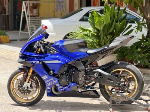 Yamaha R1 2020 មានពន្ធ