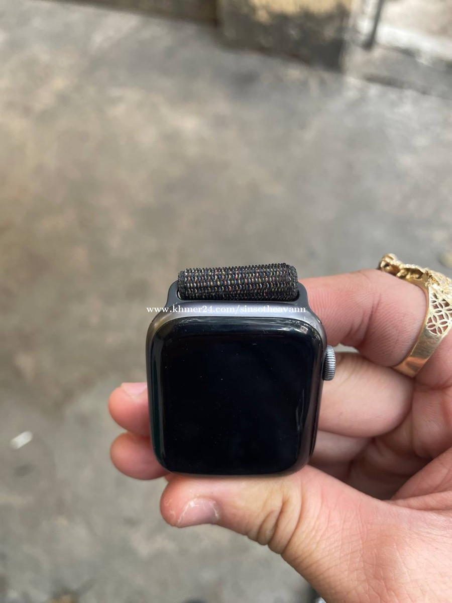 Iwatch series 4 44mm price 130.00 in Chaom Chau 1 Por Senchey Phnom Penh Cambodia sin sotheavann Khmer24