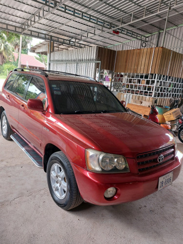 Highlander  2001  limited  V6 ប៉ុង1 ថ្នាំហ្ស៊ីនមួយជុំ អត់បុក អត់ប៉ះ