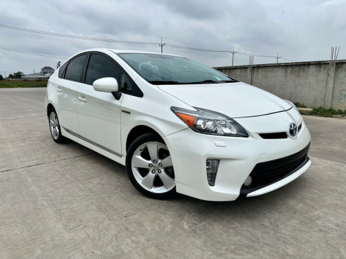 Prius 2012 Opt5 ក្នុង ទឹកដោះគោ