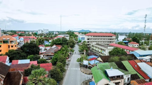 House for Sale (ផ្ទះសំរាប់លក់ក្នុងទីក្រុងខេត្តកំពត)
