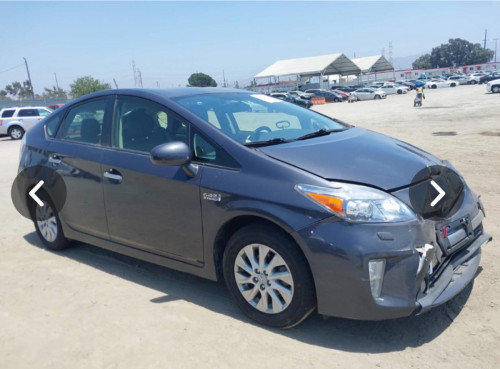 Toyota Prius 2012 op5 plug-in advance 8ម៉ឺនម៉ាយស៊ីន