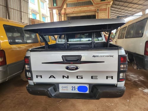 លក់Ford Ranger Wildtrak 2012 ម៉ាសុីនធំ3.2L ប៉ុង2