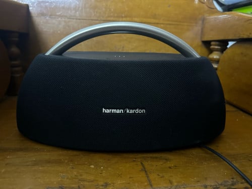 Sell Harman/Kardon Speaker ( HK Go and Play)