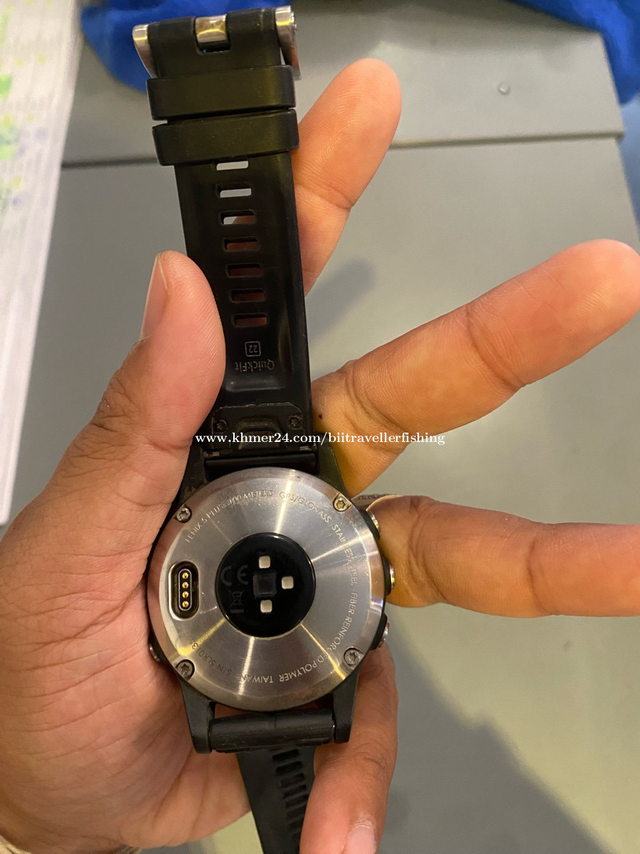 Garmin Fenix 5 plus sapphire GPS maps price 230.00 in Boeng Salang Tuol Kouk Phnom Penh Cambodia Bro Bii Khmer24