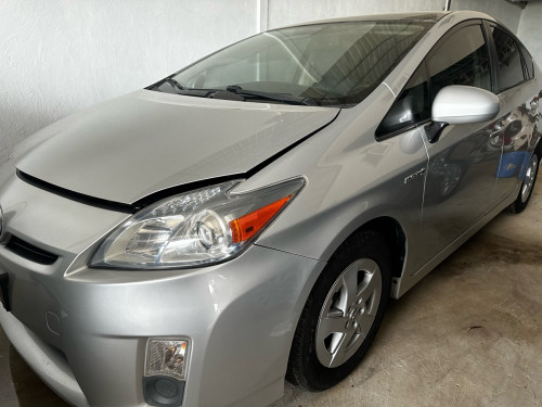 Toyota Prius 2011 តំបូលសូឡារ Option 4