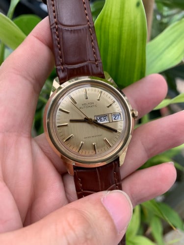 Vintage Kelton timex 1970s Gold plated