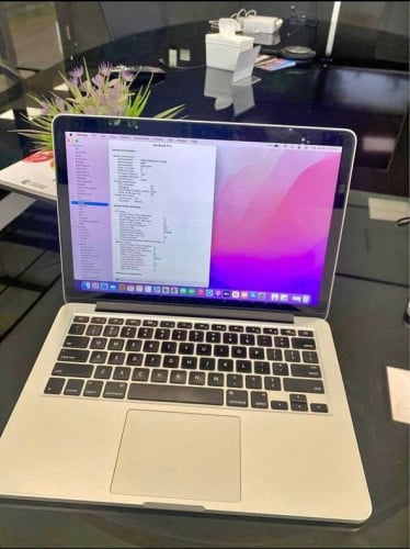 MacBook Pro 2015 ម៉ាសុីសំណុំ ឆ្នាំងសាកសុីន Apple