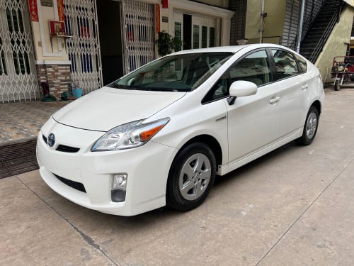 Prius 2010 Option 3 សកាម៉ៃ ក្នុងលឿង for sale