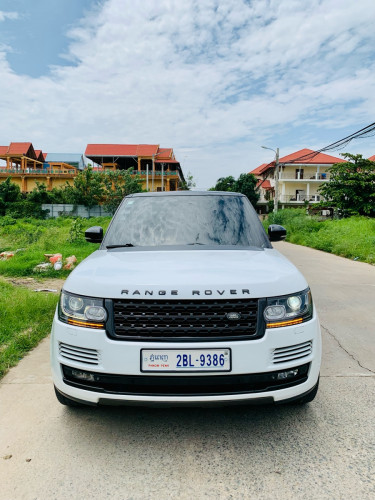 Rang Rover Vogue HSE Full Option ឆ្នំា2014 ប្រើសាំង