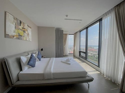 Penthouse 2 Bedroom For Rent At Tonle Basac