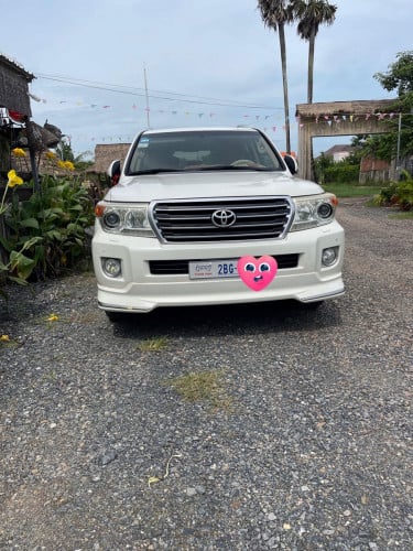 Land Cruiser GX-R 2013 V6 full option