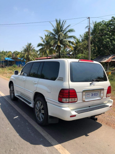 LAND CRUISER (ឡង់គ្រួសឺ )ឆ្នាំ1998 ឡើងទៅជាលុចសុីស 470មិនបុក មិនពុក ឬ ច្រេះ