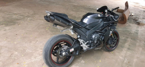 R1 2007ស្រាល