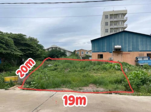 ដីលក់នៅសង្កាត់និរោធ ច្រកខាងក្រោយវត្តនិរោធ