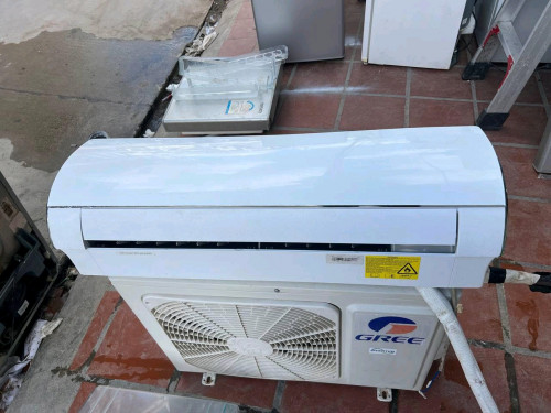 Gree 1.5hp inverter : 285$ ឆ្នាំ2021