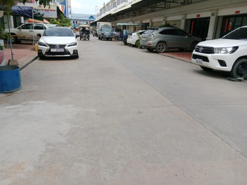 ផ្ទះជួលជាប់ផ្សាទួលពង្រ ក្នុងបុរី JSJ