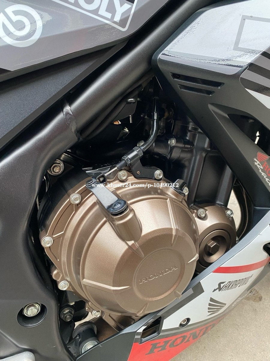 cbr sports bike price