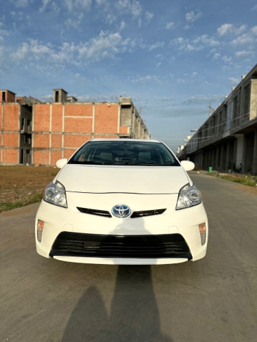 មហាថ្មី Toyota Prius 2013