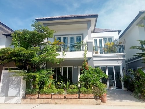 Single villa for sale