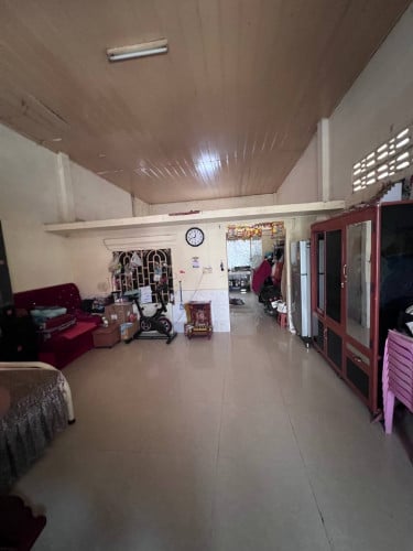 ផ្ទះ​លក់​