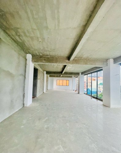 Building 4 Rent Along Main Road, Near Toul Kork Area, Approximately 6,000sqm,Long Contract,12,000$