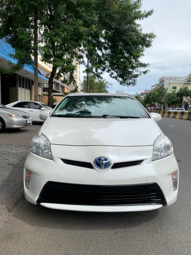 Prius 2012 Option 3 ក្រដាស់ពន្ធ \ud83d\ude18