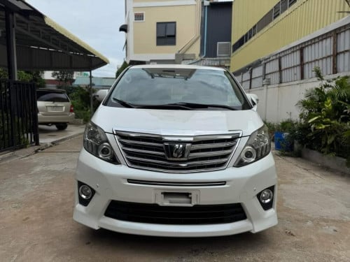 Toyota alphard 2013 auto 2 doors