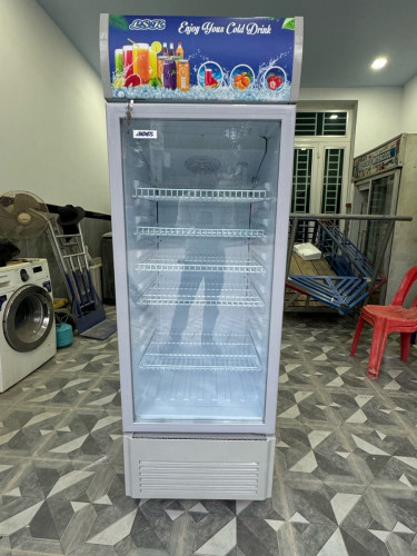 ទូក្លាសេ LSK 174cm 98% ស៊ីនទំាងអស់