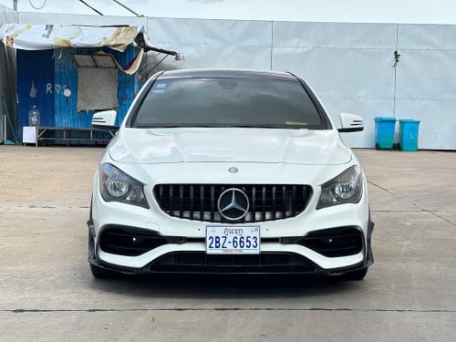 Mercedes Benz CLA250 Up CLA45 4Matic AMG