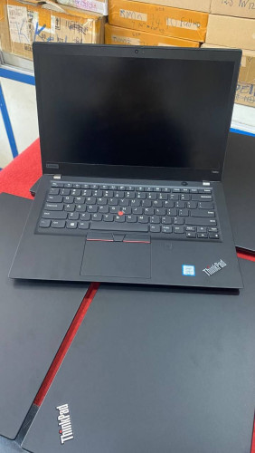 Lenovo T490s