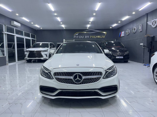 Mercedes C300 full option