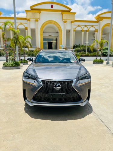 ទឹកថ្នាំសុីន90%🚗 NX200 T 2015  F-SPORT គុជ3 zin pong 2🚗 ប៊ូតុង 5😘 mile តិច 8 មុឺន mile