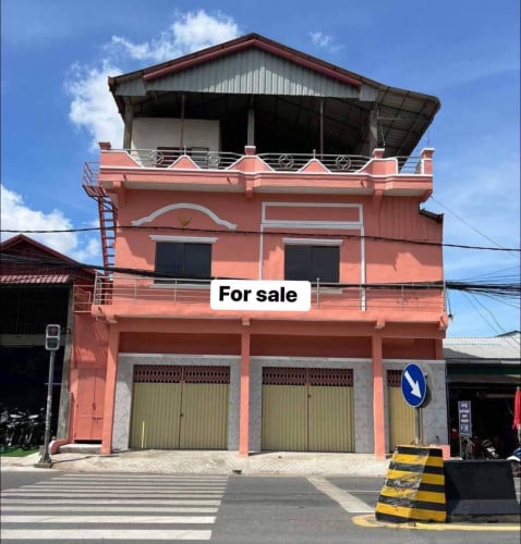 ផ្ទះអាជីវកម្ម សម្រាប់លក់ រកសុី នៅបឹងកក់ ខណ្ឌទួលគោក.  Shophouse for sale at boeng Kork Toulkork.