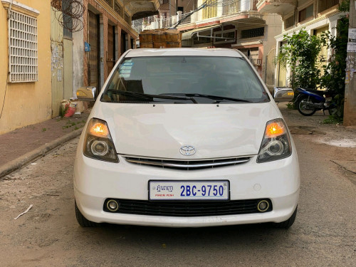 Toyota Prius 06 Full