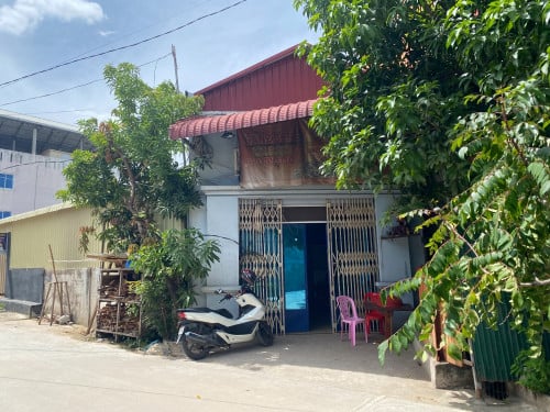 🏦House Available for Urgent Sale at a Special Price (Negotiable).