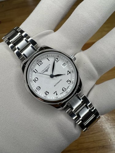 Longines មួយទឹក