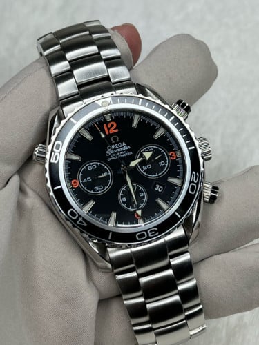 OMEGA seamaster planet ocean chronograph