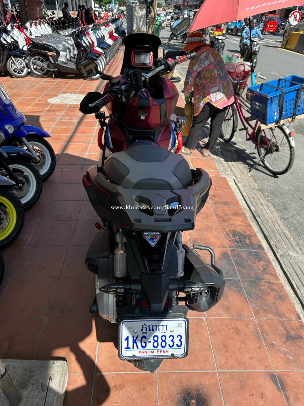 adv honda price