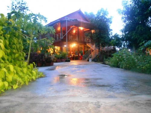 ផ្ទះលក់ នៅខណ្ឌ ដង្កោ ដីធំទូលាយ 30ម×33ម។ ចម្ងាយ15នាទី ជិះទៅ អ៊ីអន3 & ព្រលានយន្តហោះថ្មី។