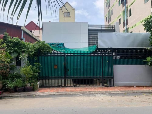 ផ្ទះលក់នៅ 👉ទួលគោក