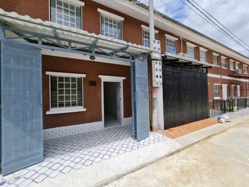 ផ្ទះជួល